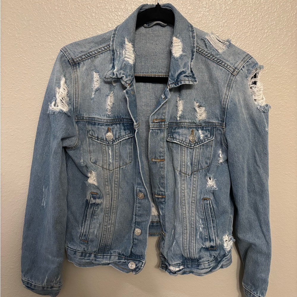 Assorted women’s clothes - Picture 9 of 15